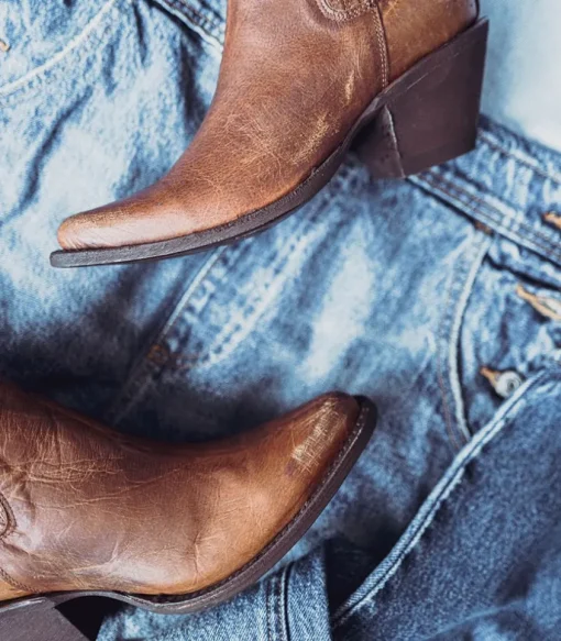 Boots Estudio Oryx