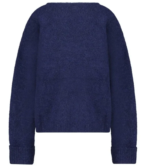 Pull East Navy Chine