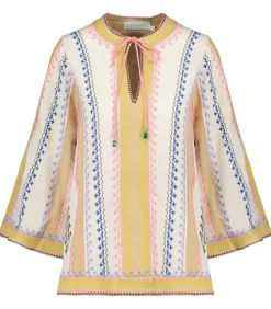 Top August Embroidered