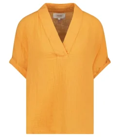 Top Avery Apricot