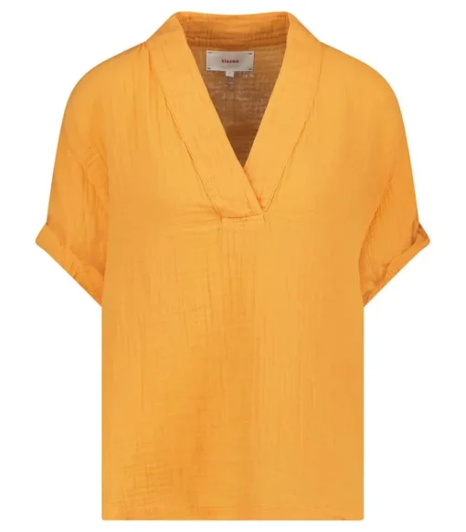 Top Avery Apricot